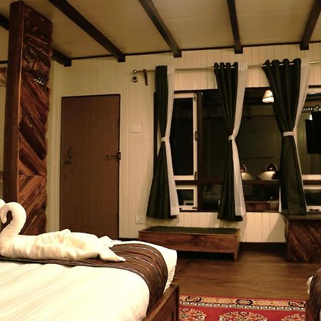 The Nettle And Fern Farmstay 펠링 외부 사진