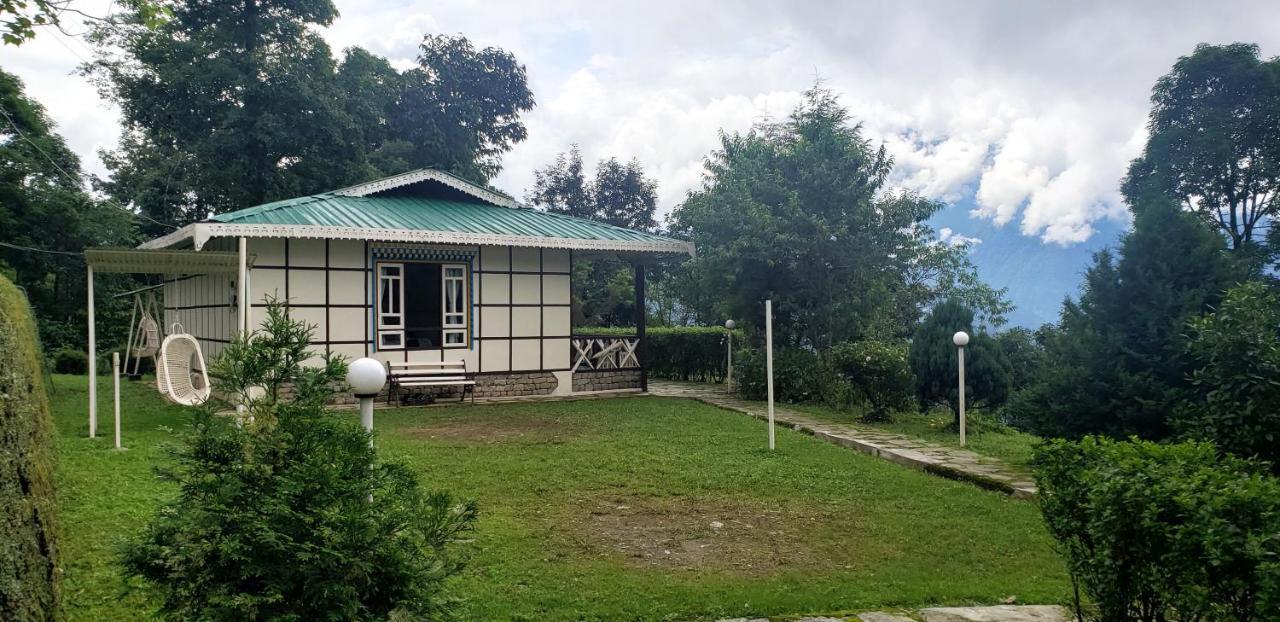 The Nettle And Fern Farmstay 펠링 외부 사진