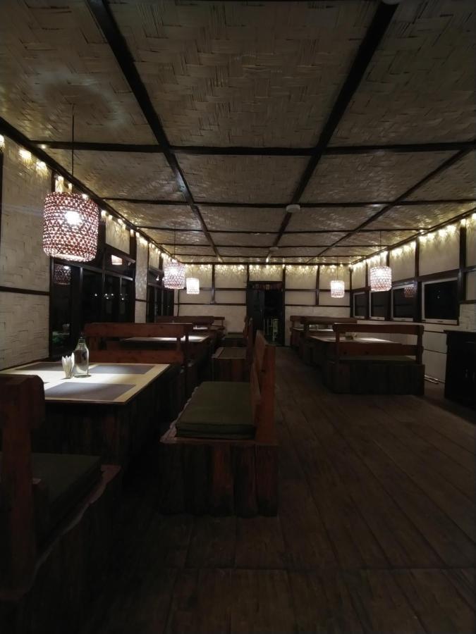 The Nettle And Fern Farmstay 펠링 외부 사진